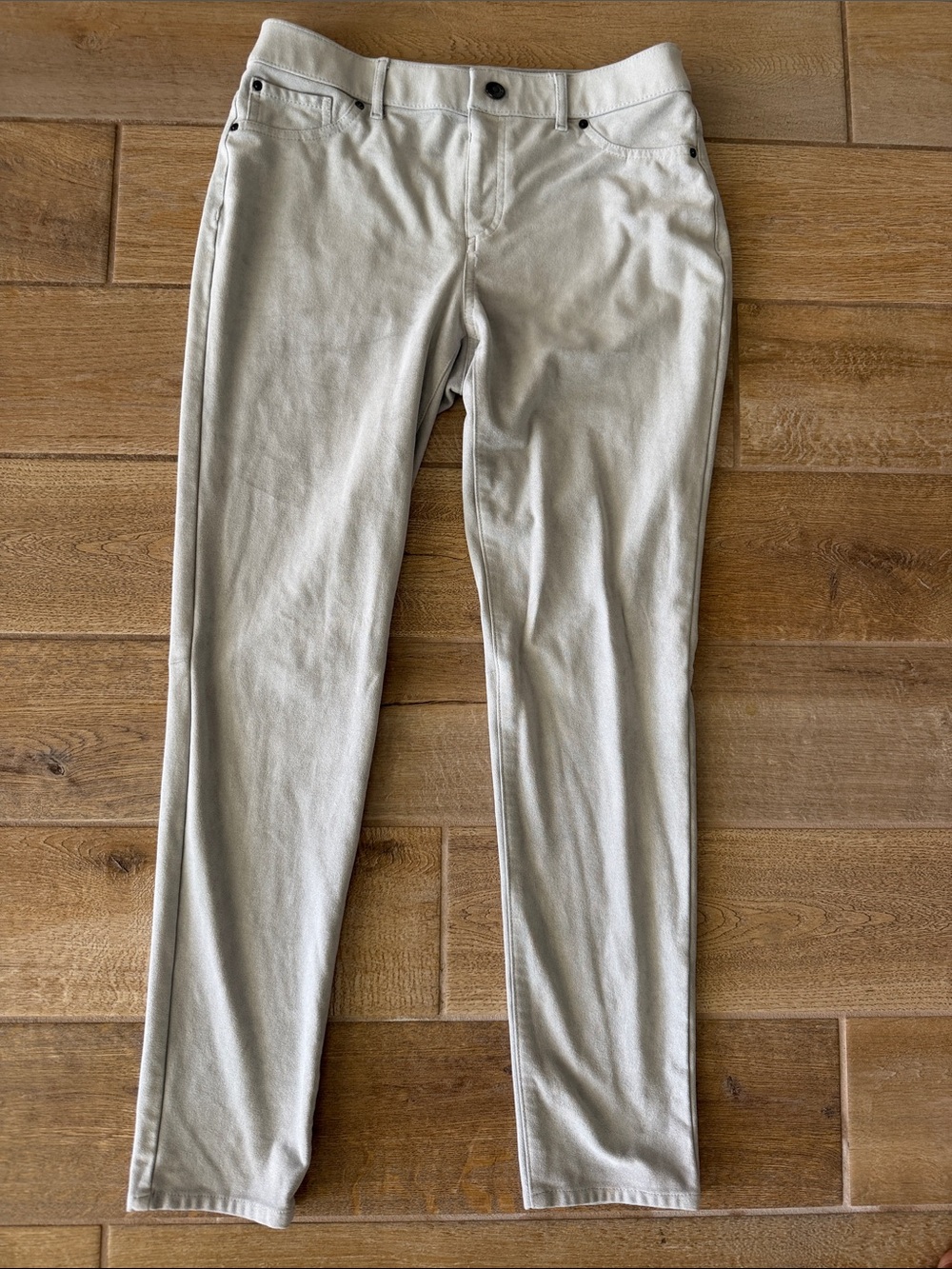 Chico’s Women’s Slim Suede Stretch Pants in Light Gray